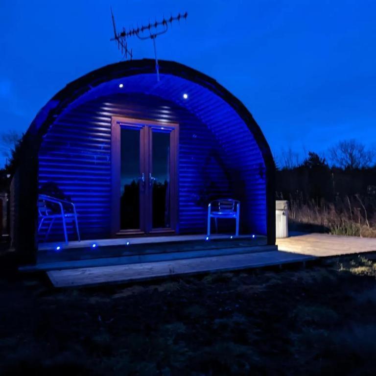 הוילה Kelty Pond View Pod 1 With Outdoor Hot Tub - Fife - Loch Leven - Lomond Hills מראה חיצוני תמונה